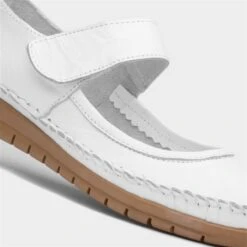 Lotus Tai Womens White Leather Casual Shoe -Footpatrol Shop 120339 2 L05.20230605000205