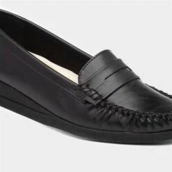 Softlites Delia Womens Black Moccasin Loafer Shoe -Footpatrol Shop 12130 2 L05.20230126000449
