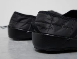 The North Face Traction V Mules -Footpatrol Shop fp 452818 d