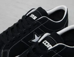 Converse One Star Pro -Footpatrol Shop fp 458403 d