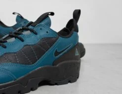 Nike ACG Air Mada -Footpatrol Shop fp 552291 d