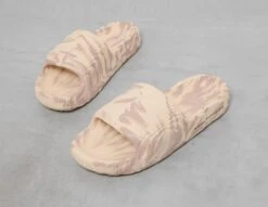 Adidas Originals Adilette 22 Slides -Footpatrol Shop fp 619963 d