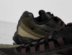 Nike Air Max 95 Essential -Footpatrol Shop fp 620325 d