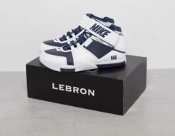 Nike LeBron Zoom 2 'USA' -Footpatrol Shop fp 631474 e