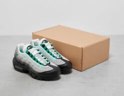 Nike Air Max 95 Women's -Footpatrol Shop fp 645352 e