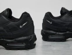 Nike Air Max 95 -Footpatrol Shop fp 645802 d