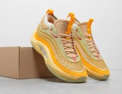 Nike Cosmic Unity 3 -Footpatrol Shop fp 646009 e