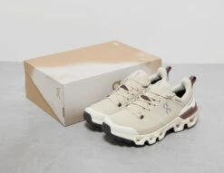 On Running Cloudwander Waterproof Women's -Footpatrol Shop fp 663855 e