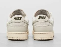 Nike Dunk Low Premium -Footpatrol Shop fp 667121 c