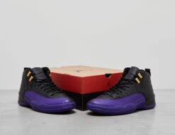 Jordan Air 12 -Footpatrol Shop fp 667220 e