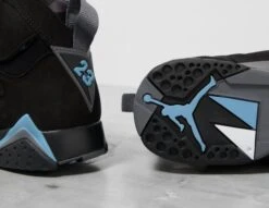 Jordan Air 7 Retro -Footpatrol Shop fp 667227 d