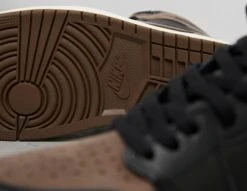 Jordan Air 1 Retro High OG -Footpatrol Shop fp 667300 d