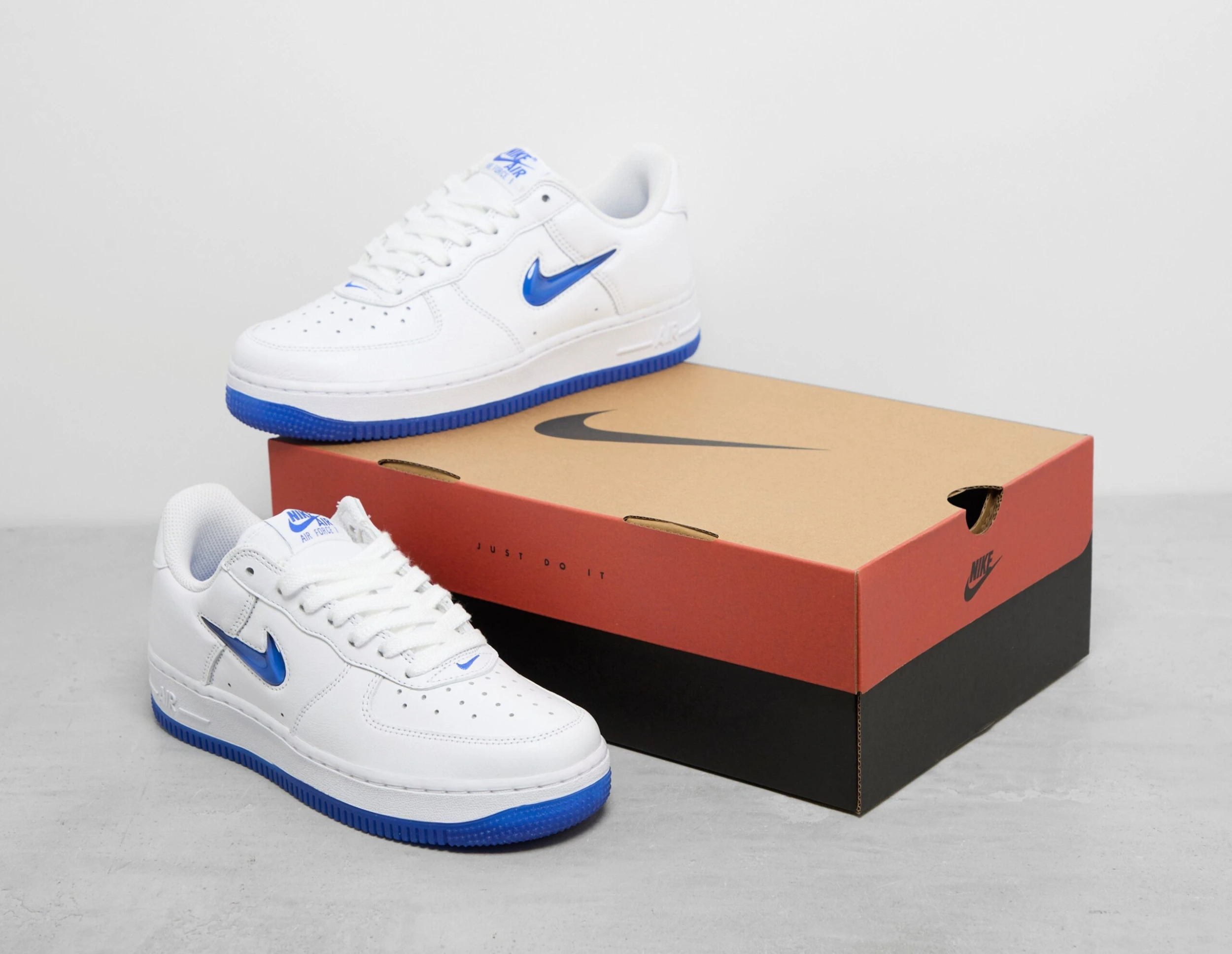 Nike Air Force 1 'Colour Of The Month' Women's 7 Nike Air Force 1 'Colour Of The Month' Women's - Image 5